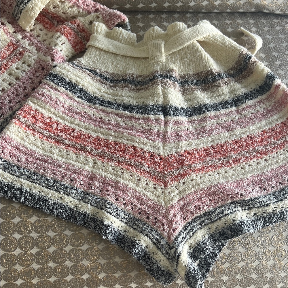 NWOT Striped Crochet Knit Sweater/short set size S - Picture 9 of 9